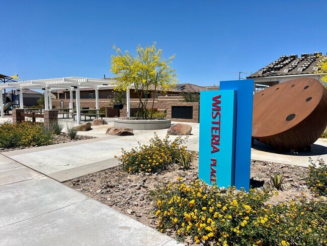 Building Photo - Alamar Living, 4 Bed, 3 Bath Rental!