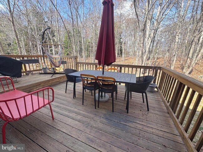 Building Photo - 8732 Stone Hill Pl