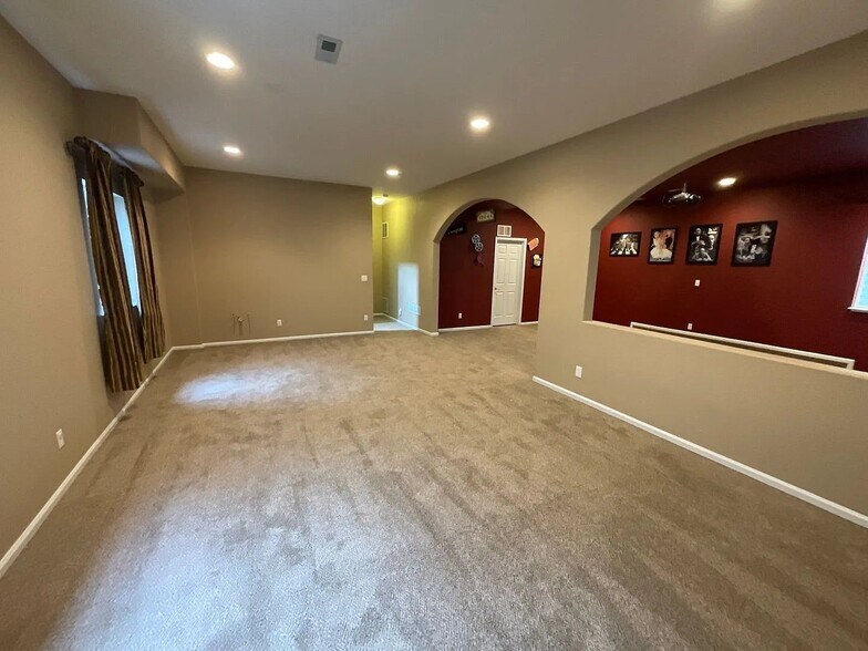 Building Photo - 1380 Bowstring Rd