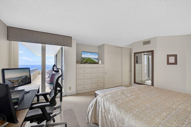 Building Photo - 5550 N Ocean Dr