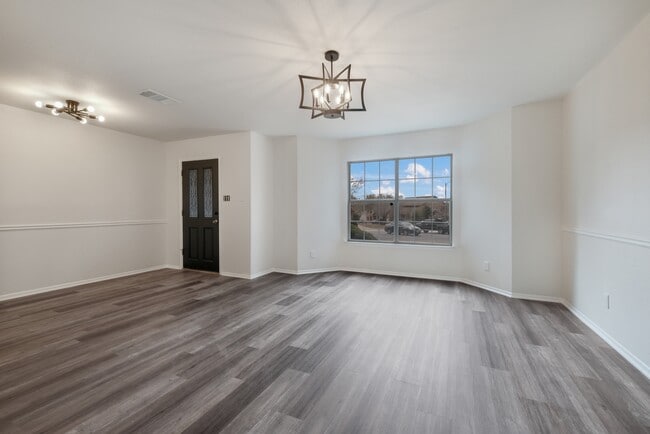 Building Photo - 7411 Tom Kite Ct