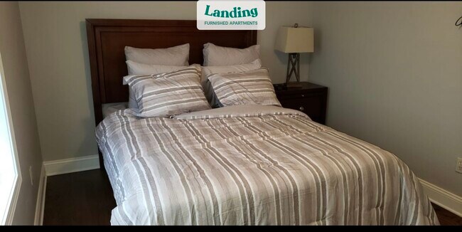 Building Photo - 948 Pulliam St SW