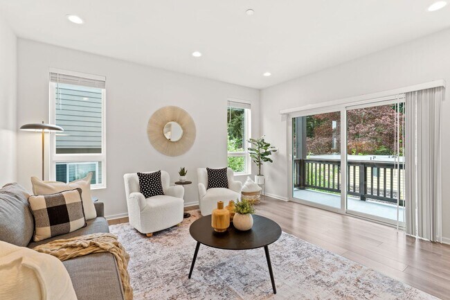 Building Photo - Like-New 4BR Corner Home w/ A/C, 2-Car Garage & Bonus Room
