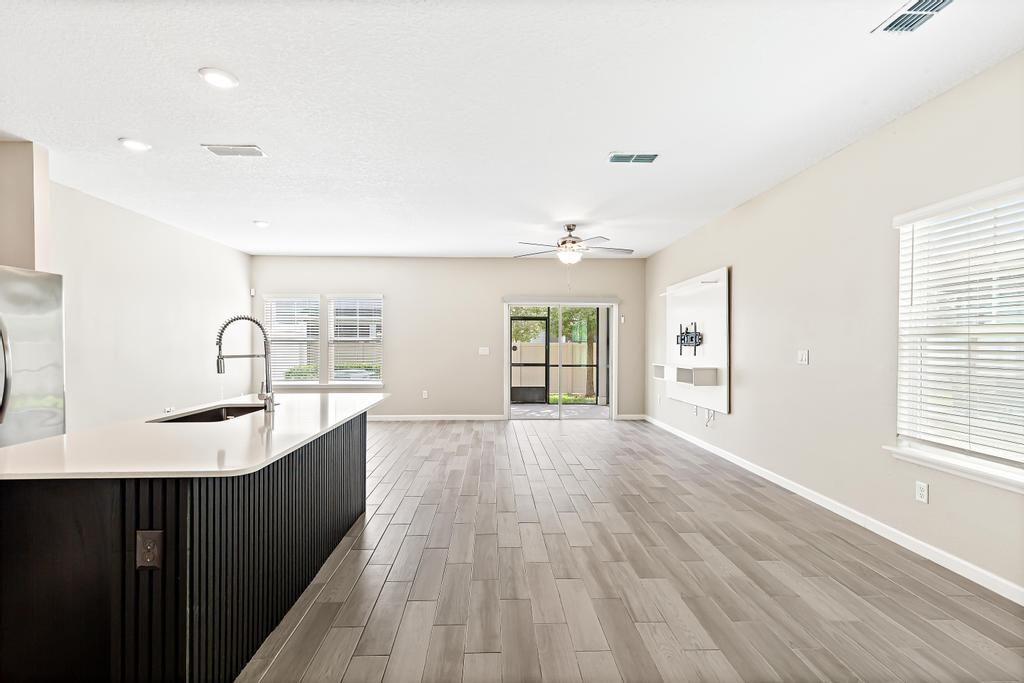 Building Photo - 1620 Pottsburg Point Dr