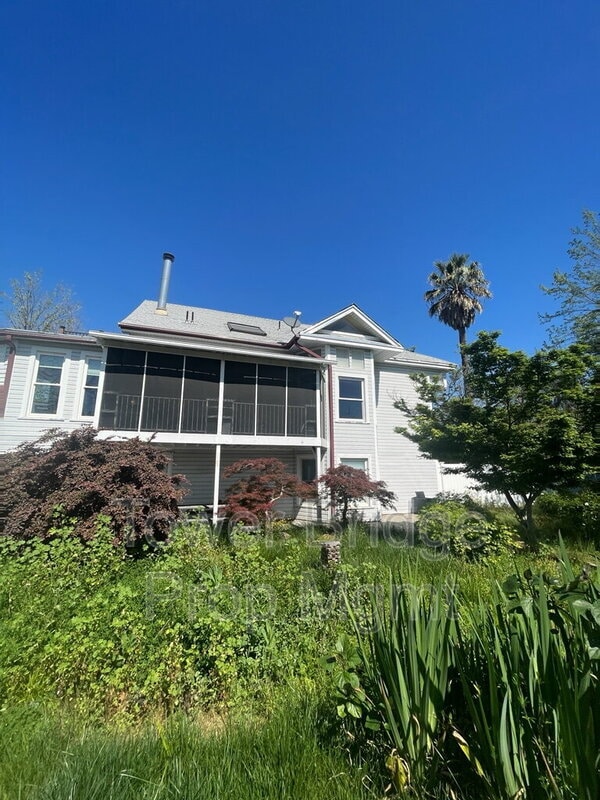 Building Photo - 3154 53rd St