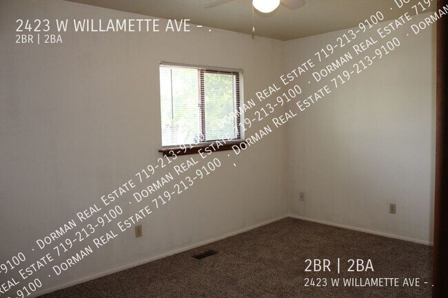 Building Photo - 2423 W WILLAMETTE Ave