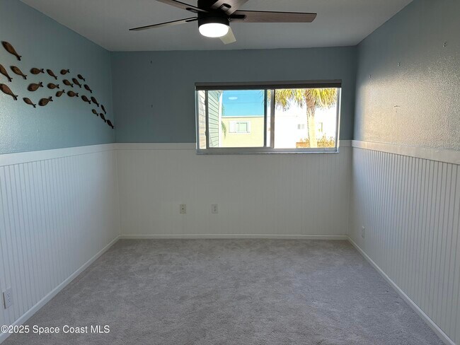 Building Photo - 56 Emerald Ct