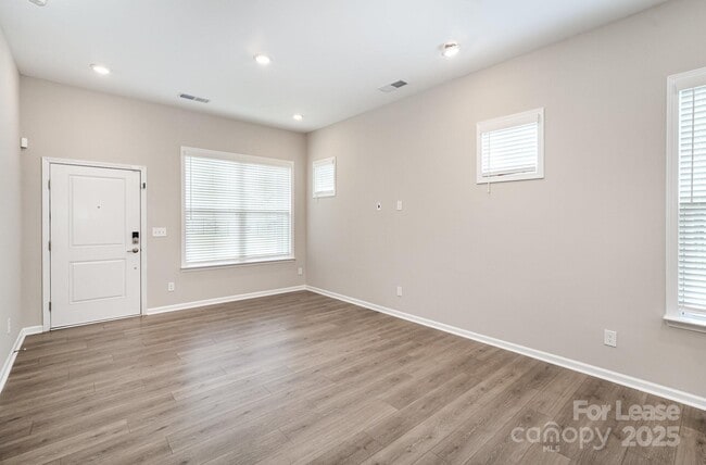 Building Photo - 5710 Gulch Pl