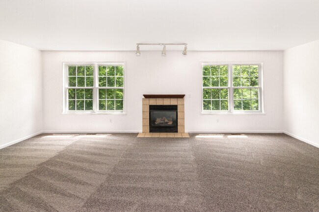 Building Photo - 3046 Barclay Way