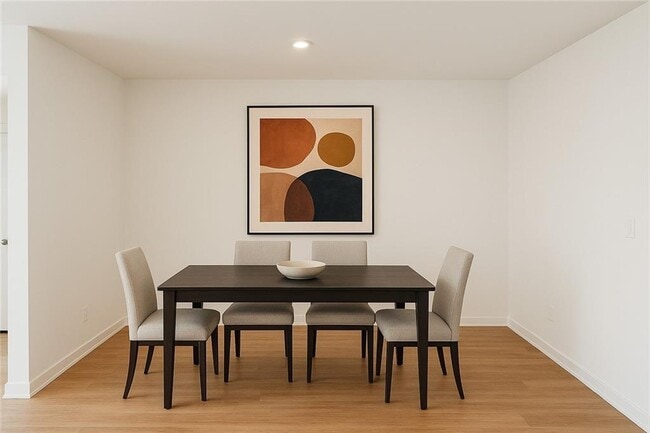 Building Photo - 4671 W Aurora St