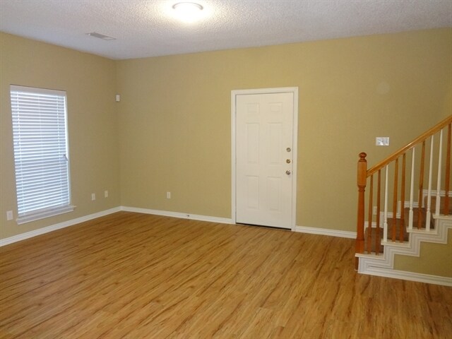 Building Photo - 717 Oteca Drive