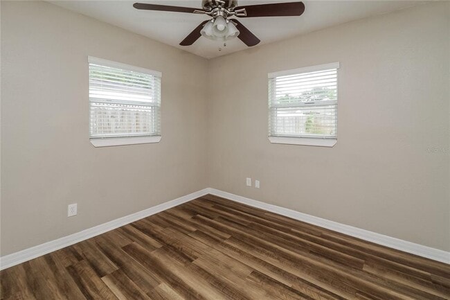 Building Photo - 367 Notre Dame Dr
