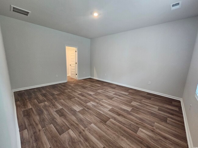 Building Photo - 789 Wapama St