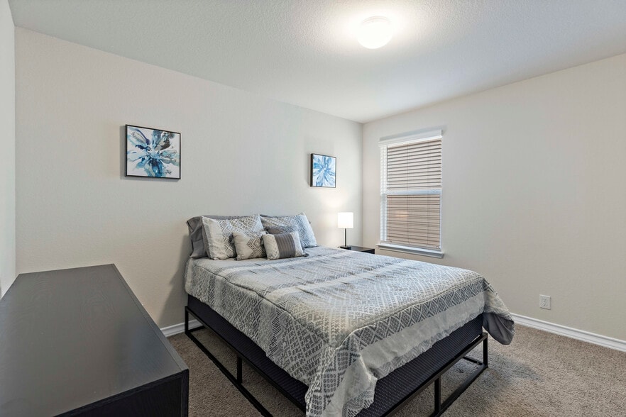 Building Photo - 4773 Chalk