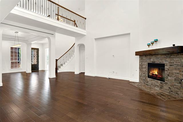 Building Photo - 6925 Mercy Rd