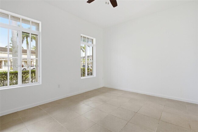 Building Photo - 27057 SW 140th Path