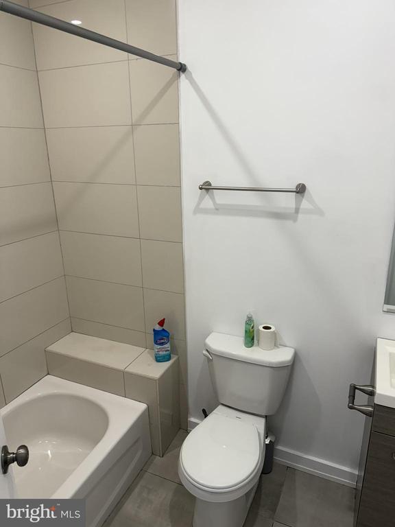 Building Photo - 2506 N Natrona St