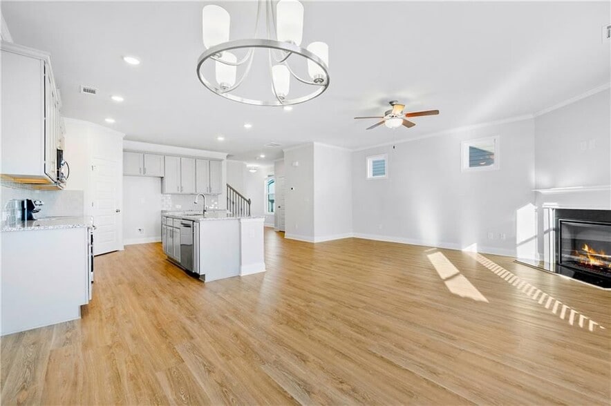 Building Photo - 3831 Brookburn Pk