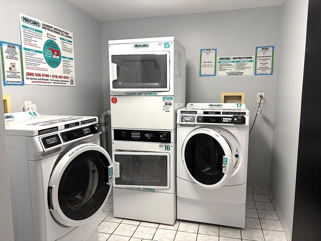 Building Photo - 4315 Park Ave