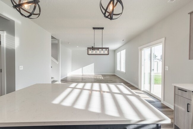 Building Photo - New 4 Bed 2.5 Bath House in Star