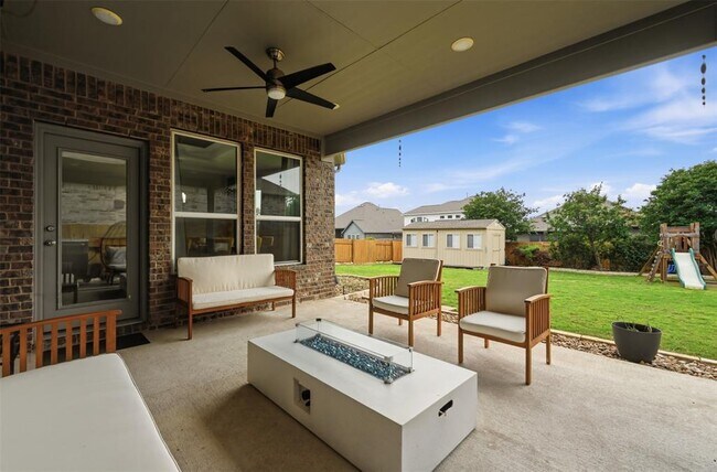 Building Photo - 311 Tangerine Dr