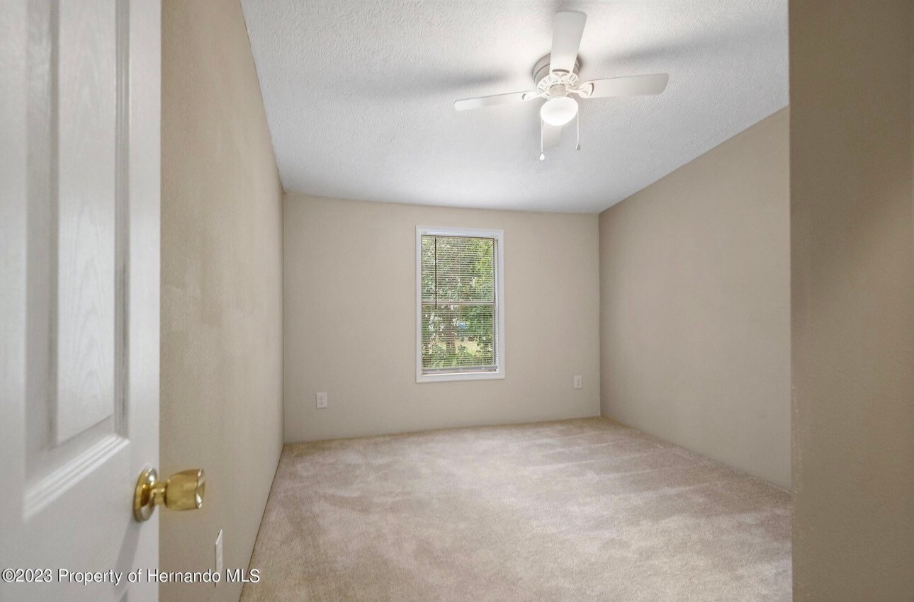 Building Photo - 138 Arkays Ave