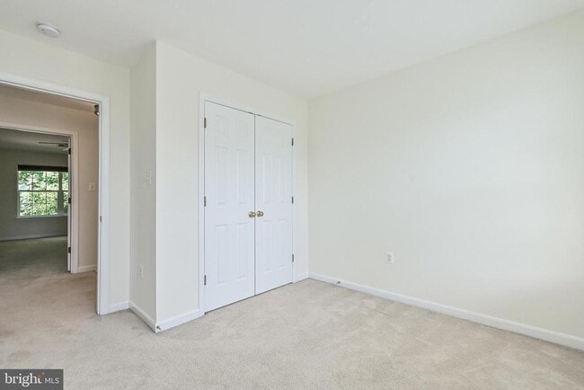 Building Photo - 8373 Millwood Dr