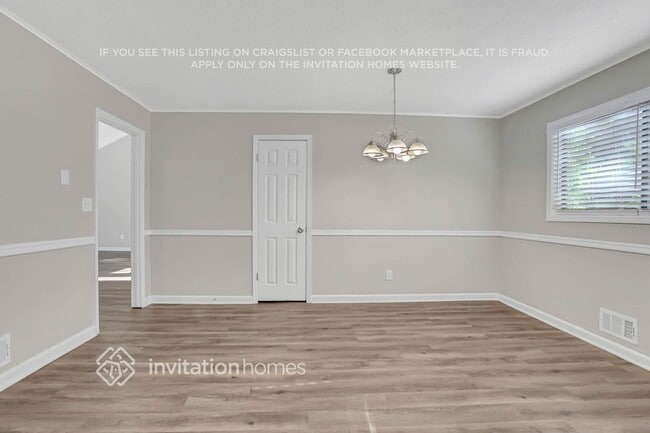 Building Photo - 5001 Post Rd Pass