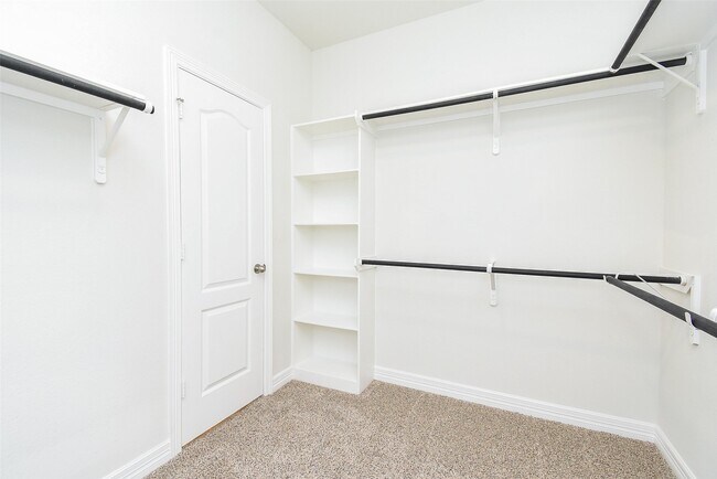 Building Photo - 32426 Fly Fish Wy