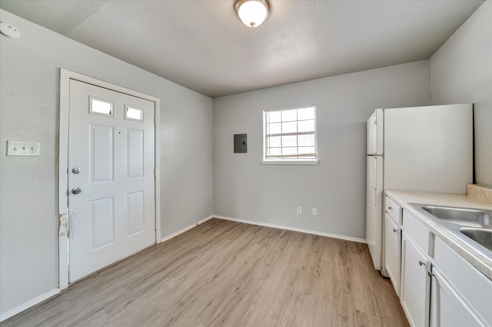 Building Photo - 15278 Mesquite Trl