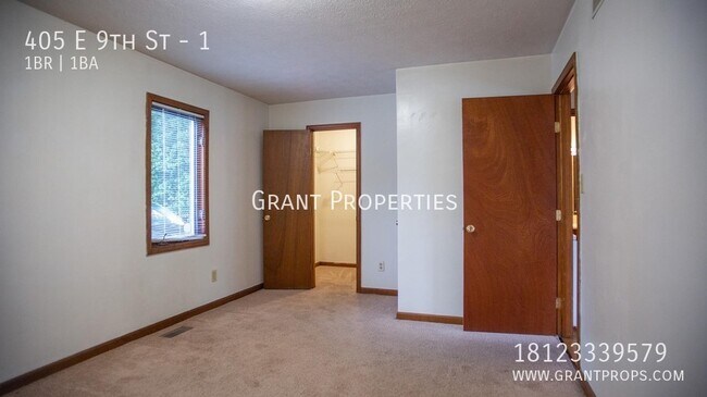 Building Photo - 405 E 9th St