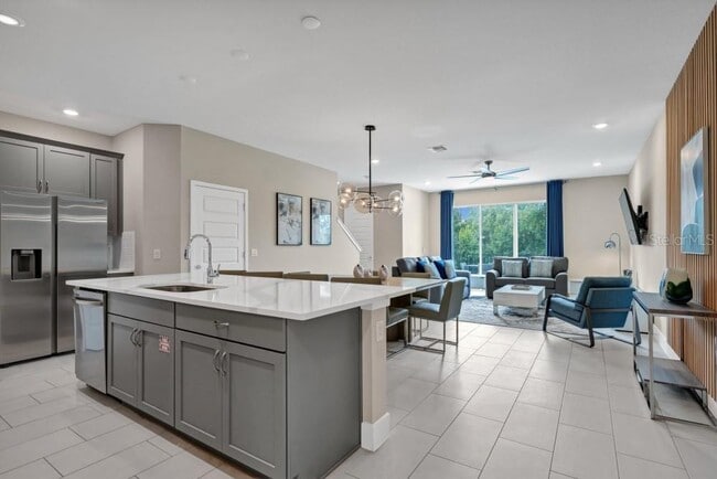 Building Photo - 7846 Spectrum Dr