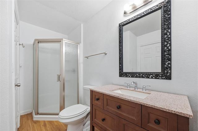 Building Photo - 633 Rose Garden Dr