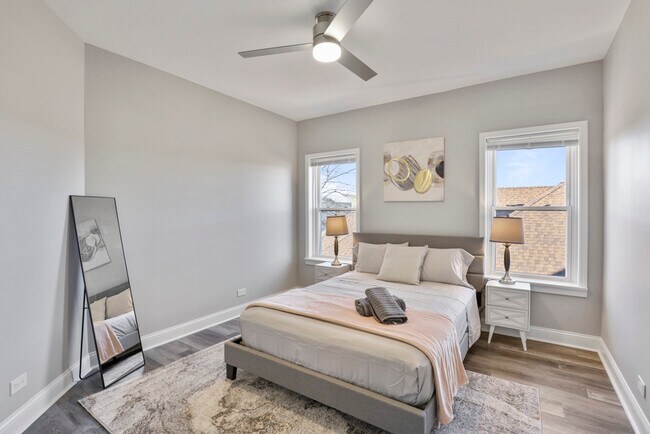Building Photo - 1111 Bonnie Brae Pl