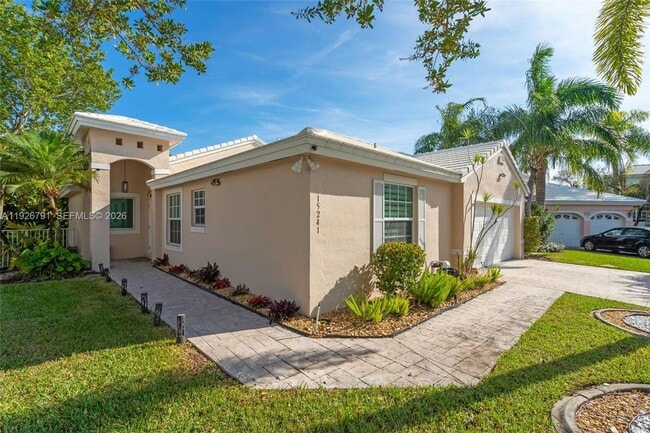 Building Photo - 15241 Wilshire Ct