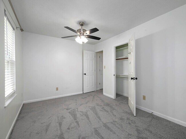 Building Photo - 2163 Heritage Trace Dr