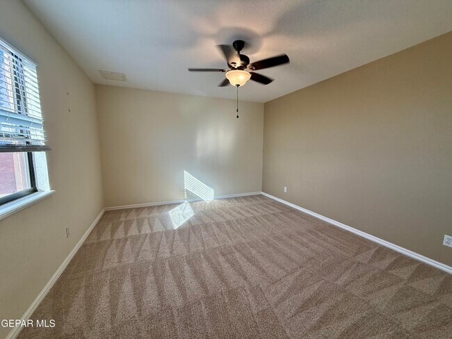 Building Photo - 763 Espada Dr