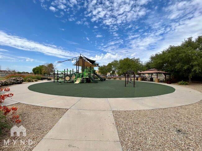 Building Photo - 10413 W Miami St