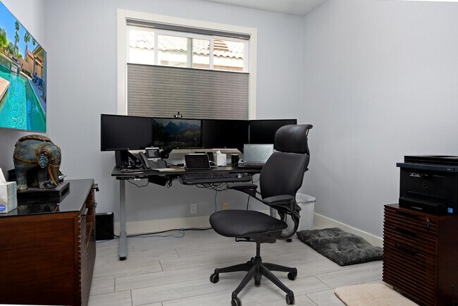 Building Photo - 67718 S Laguna Dr