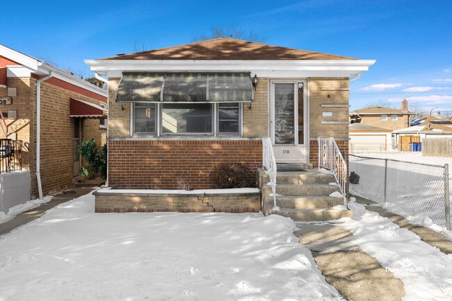 Primary Photo - Excellent 3 Bedroom Cicero Single Family Home