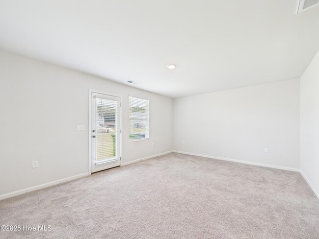 Building Photo - 2709 Chert Ln