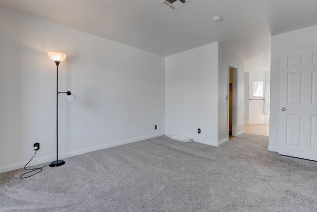 Building Photo - 5519 Myron Cir