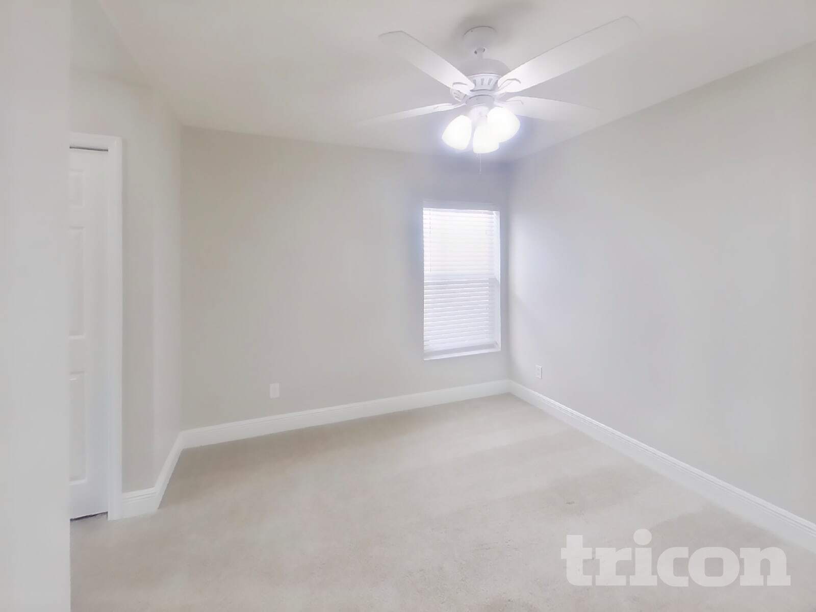 Building Photo - 1936 W Chestnut St