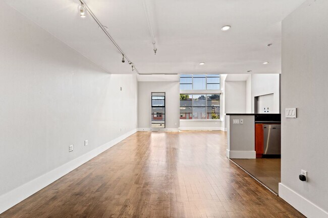 Building Photo - Tri-Level Inner Mission Live/Work Condo - ...