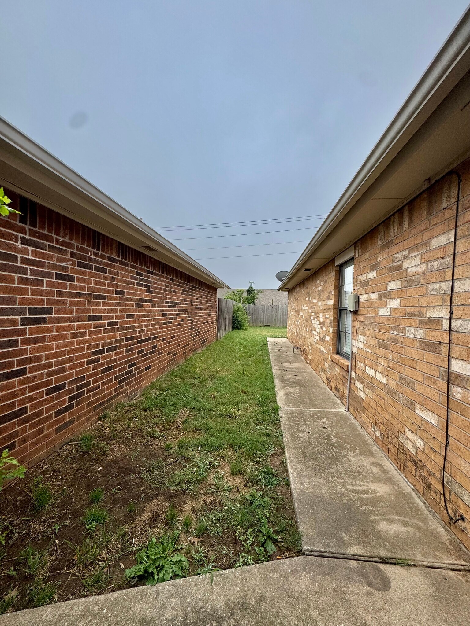 Building Photo - 1416 SW 96th St