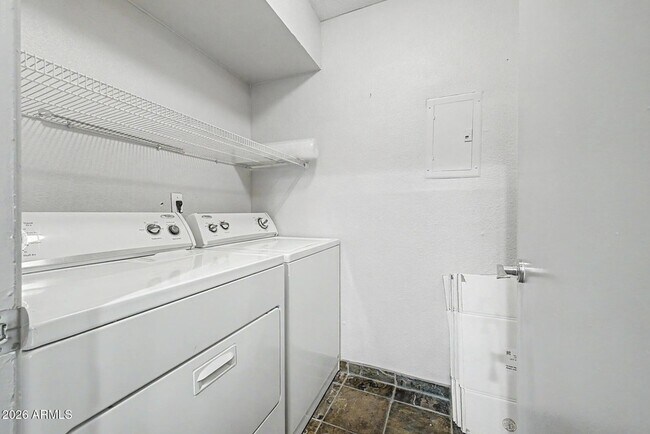 Building Photo - 4704 E Paradise Village Pkwy N