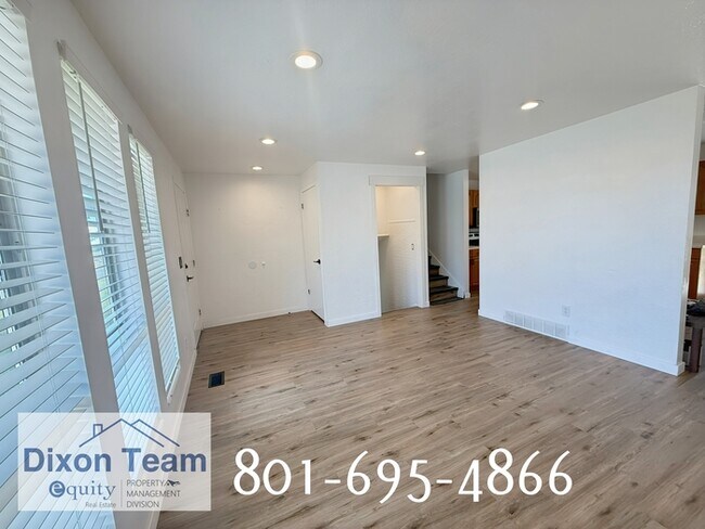 Building Photo - 2086 W 6000 S