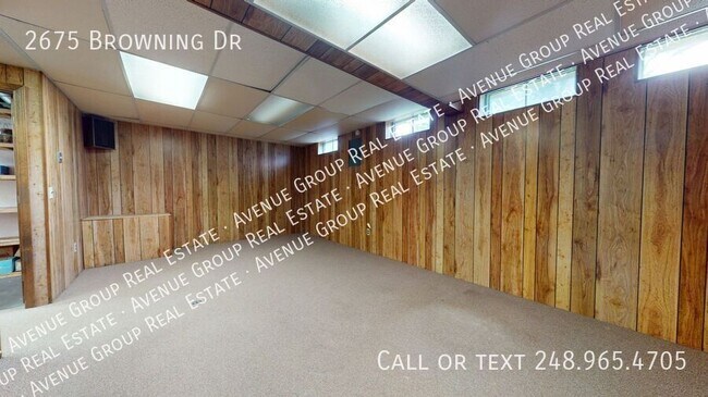 Building Photo - 2675 Browning Dr