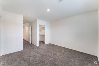 Building Photo - 2550 Petunia Garden Ave