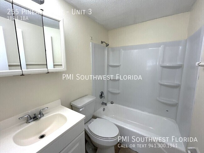 Building Photo - 255 Pineapple St